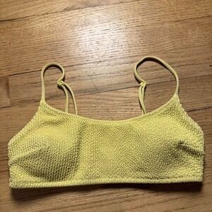 HM Smocked Bikini Top Pale Yellow Textured Scoop Neck Adjustable Straps Size 2